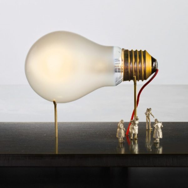 Lampe de table Monument for a Bulb – Image 3